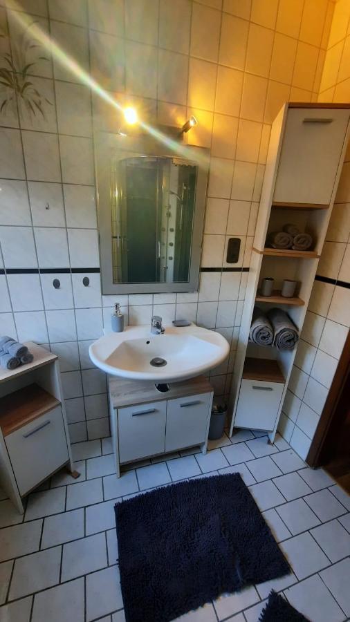 Pension Landgasthof - Iva Haßloch Екстериор снимка